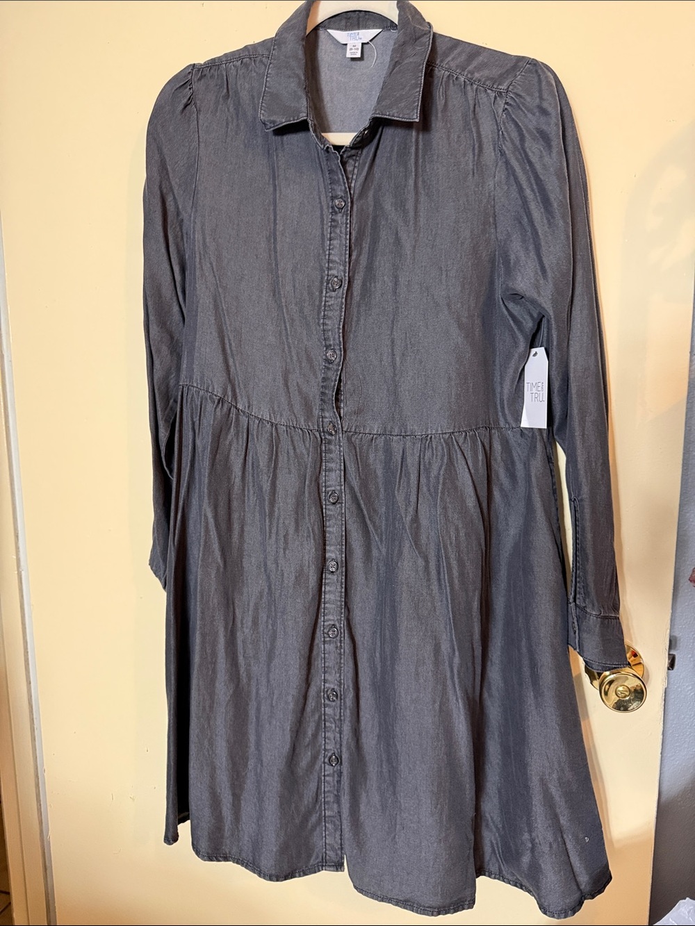 Time and Tru Charcoal Gray Button-Front Long Sleeve Dress